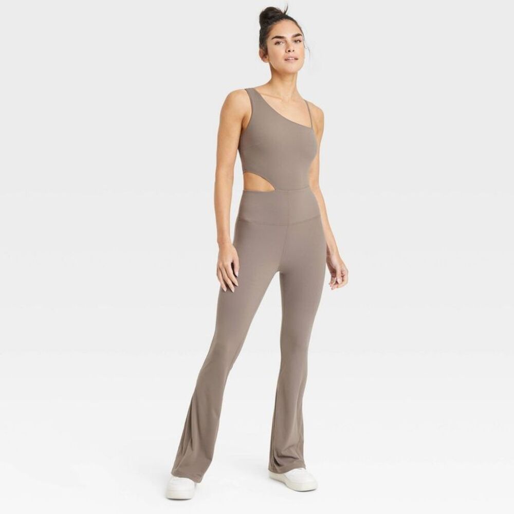 JoyLab One-Shoulder Cutout Jumpsuit in Taupe